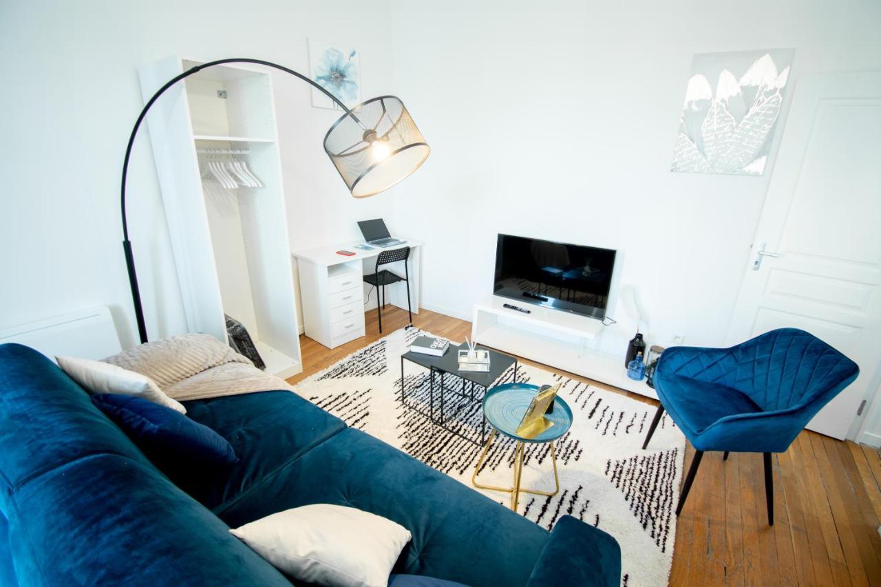 Appartement Studio de Standing entre Hypercentre et Gare de MELUN Extérieur photo